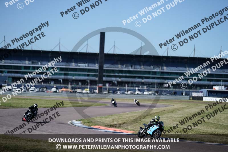 Rockingham no limits trackday;enduro digital images;event digital images;eventdigitalimages;no limits trackdays;peter wileman photography;racing digital images;rockingham raceway northamptonshire;rockingham trackday photographs;trackday digital images;trackday photos